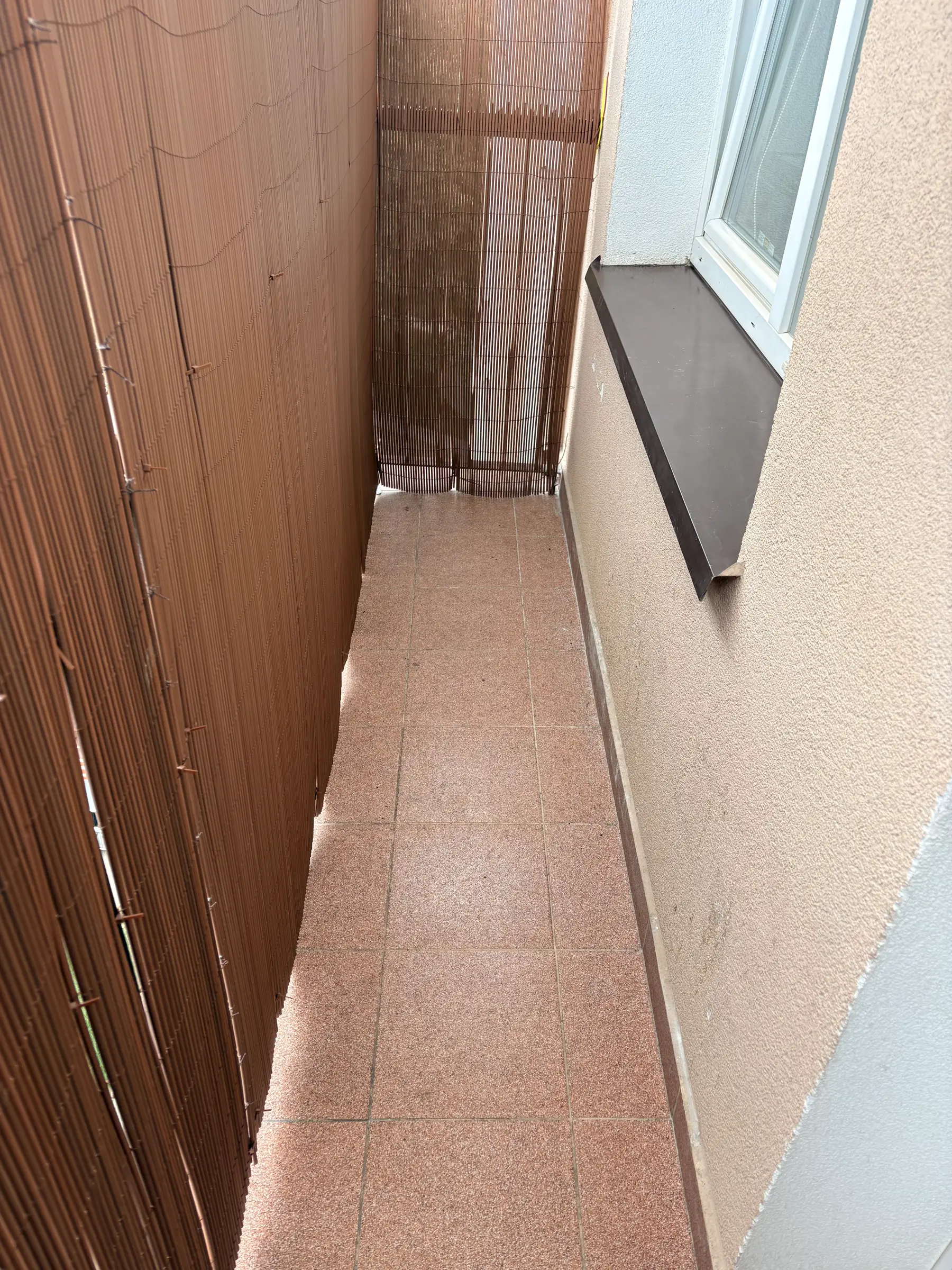 Mieszkanie 2 pokojowe z balkonem i dużą piwnicą